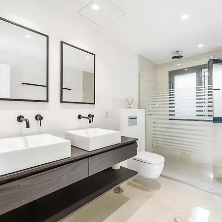 Villa Capricho Front Golf Pool Views Estepona